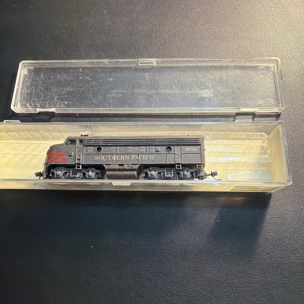 Life-Like N Scale Souther Pacific F-7 Locomotive #6791